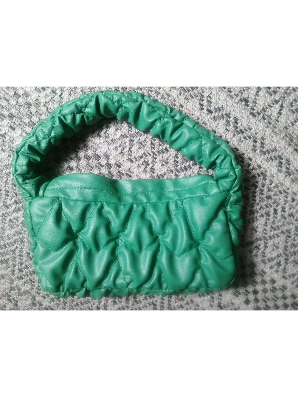 Green Puff Purse - Picture 3 of 5
